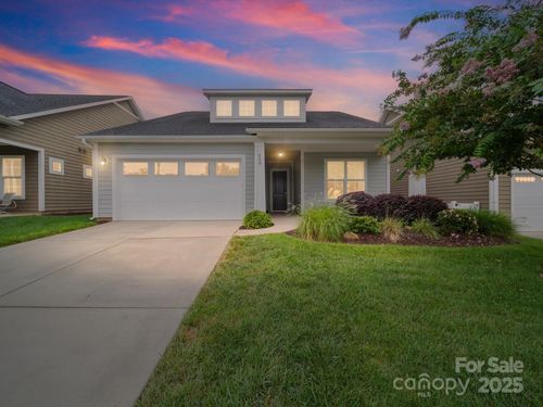 253 Stone Mountain Way, Denver, NC, 28037-4210 | Card Image