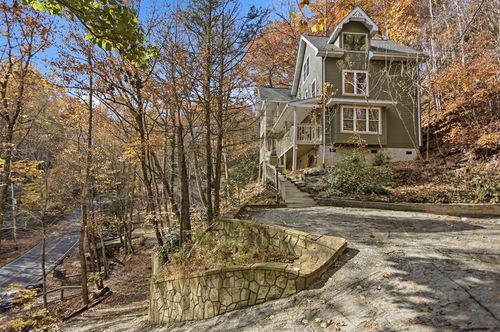 1110 Ski Mountain Rd, Gatlinburg, TN, 37738-3838 | Card Image