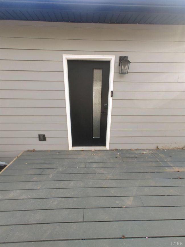 8915 Charlemont Rd, House other with 3 bedrooms, 3 bathrooms and null parking in Goode VA | Image 81