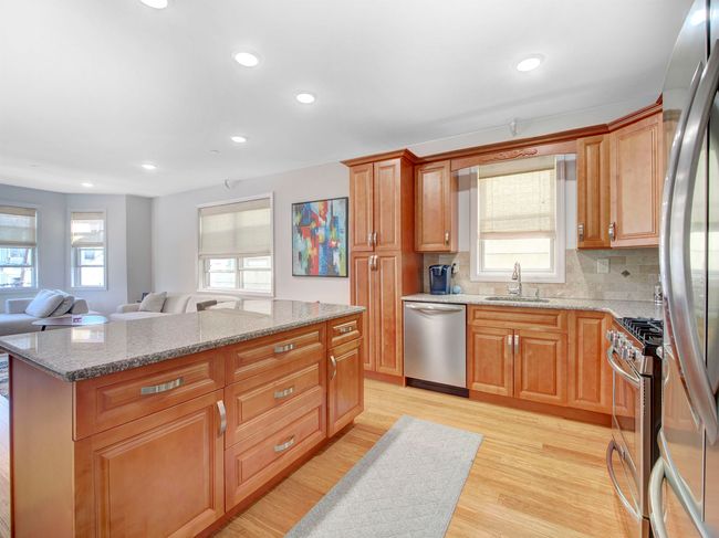 APT-2 - 517 19 Th St, Condo with 3 bedrooms, 2 bathrooms and null parking in Union City NJ | Image 11