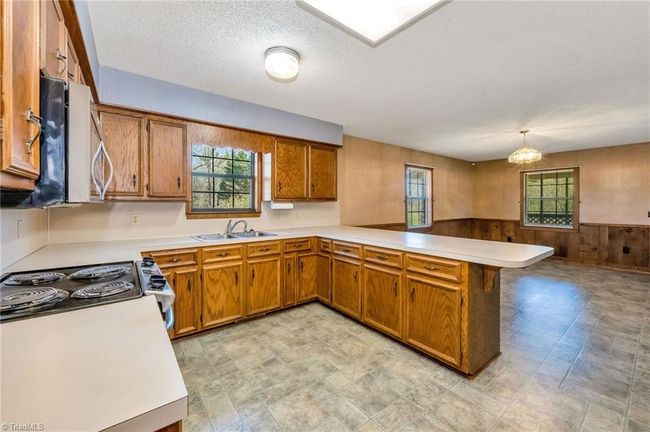 2435 Traphill Rd, House other with 3 bedrooms, 2 bathrooms and null parking in Hays NC | Image 19