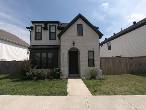 4278 W Bronco Dr, Fayetteville, AR, 72704-3008 | Card Image