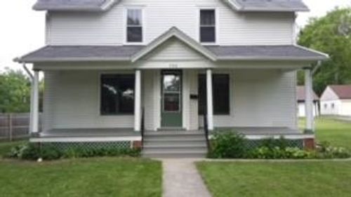 730 W Madison St, LAKE MILLS, WI, 53551-1040 | Card Image