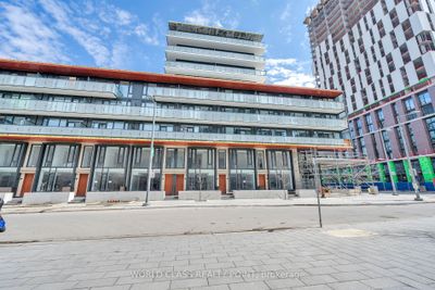 S342 - 35 Rolling Mills Rd, Condo with 3 bedrooms, 2 bathrooms and 1 parking in Toronto ON | Image 2