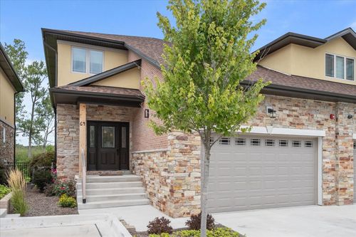 64 Prairie Ct, Wheeling, IL, 60090-2724 | Card Image