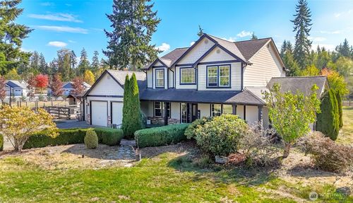 5904 340th Street E, Eatonville, WA, 98328 | Card Image