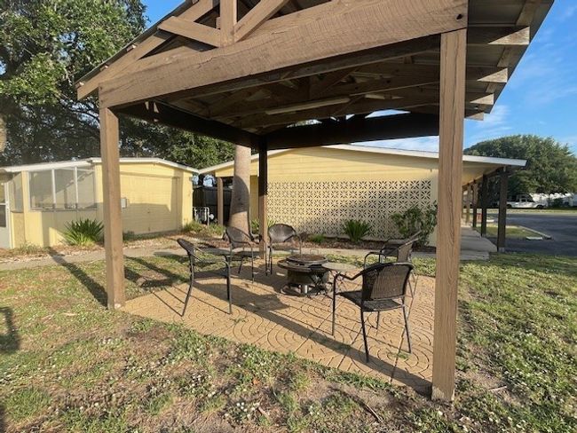 11 - 108 Laurel St, Condo with 2 bedrooms, 1 bathrooms and 1 parking in Fulton TX | Image 14