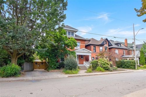 34 Holton Ave S, Hamilton, ON, L8M2L2 | Card Image