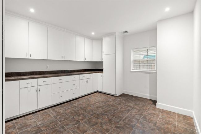 Craft Room | Image 20