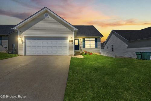 103 Holiday Ct, Elizabethtown, KY, 42701-6490 | Card Image