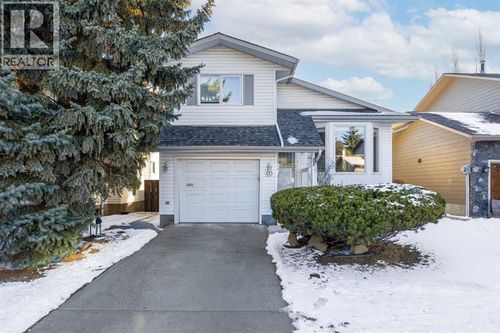 40 Cedargrove Way Sw, Calgary, AB, T2W4V2 | Card Image