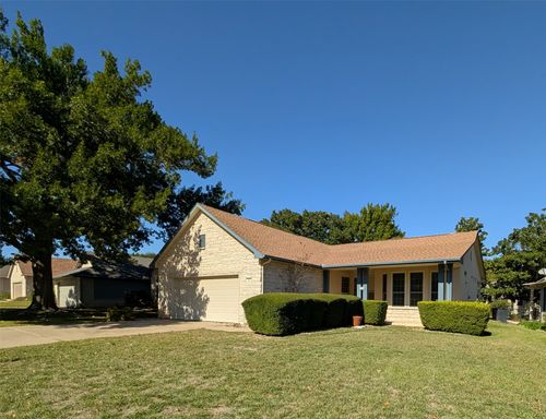 108 Bass St, Georgetown, TX, 78633-4765 | Card Image