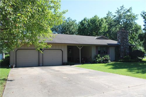 612 N 4th St, Arma, KS, 66712-4059 | Card Image