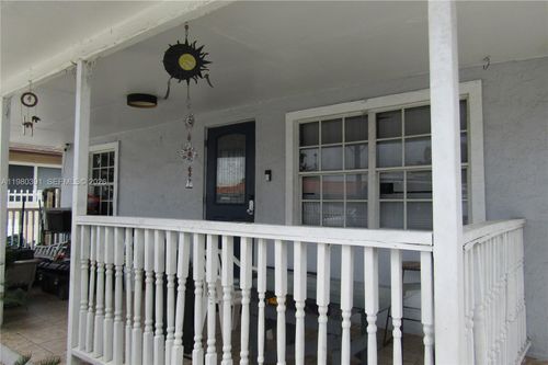 2223 Nw 32nd St, Miami, FL, 33142-8544 | Card Image