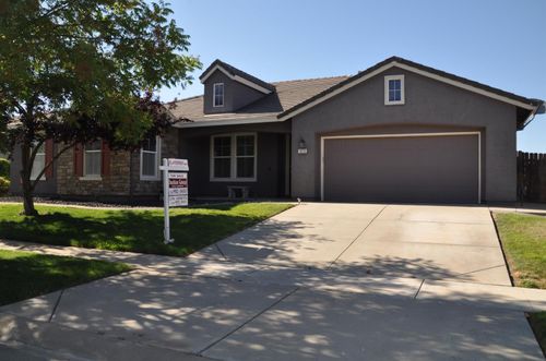1073 Broken Spur Way, Plumas Lake, CA, 95961-9106 | Card Image