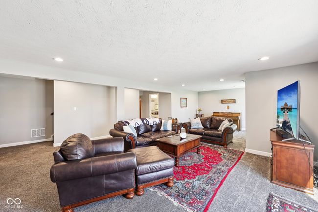 14413 Arnett Dr, House other with 6 bedrooms, 6 bathrooms and null parking in Carmel IN | Image 55