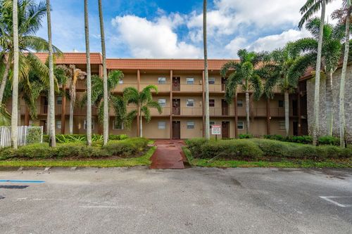 315-120 Sparrow Dr, Royal Palm Beach, FL, 33411-1678 | Card Image