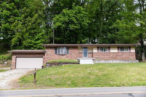 1123 N High St, Lancaster, OH, 43130-1850 | Card Image