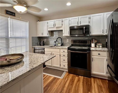 apt-11-129 Stringham Rd, Lagrangeville, NY, 12540-5542 | Card Image