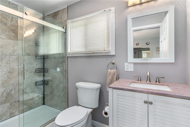 334 Orchard St, House other with 4 bedrooms, 2 bathrooms and null parking in Springdale PA | Image 9