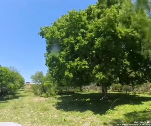 LOT 5 0 County Road 197, Falls City, TX, 78113 | Card Image