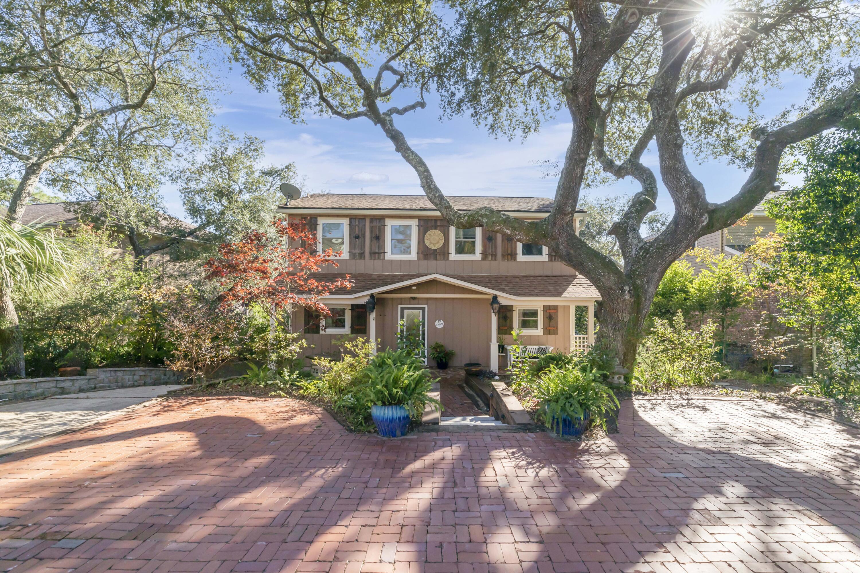 19th St, Niceville, FL 32578