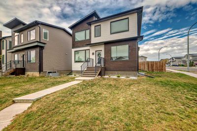 23 Country Meadows Blvd W, House detached with 3 bedrooms, 2 bathrooms and 2 parking in Lethbridge AB | Image 3