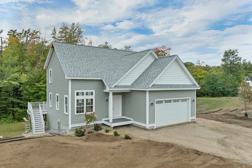279 Sterling Dr, Laconia, NH, 03246-4904 | Card Image