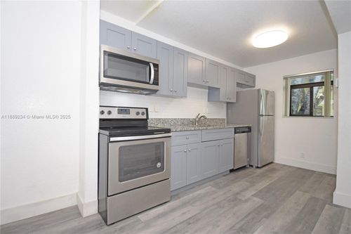 apt-102-301 Gardens Dr, Pompano Beach, FL, 33069-0915 | Card Image