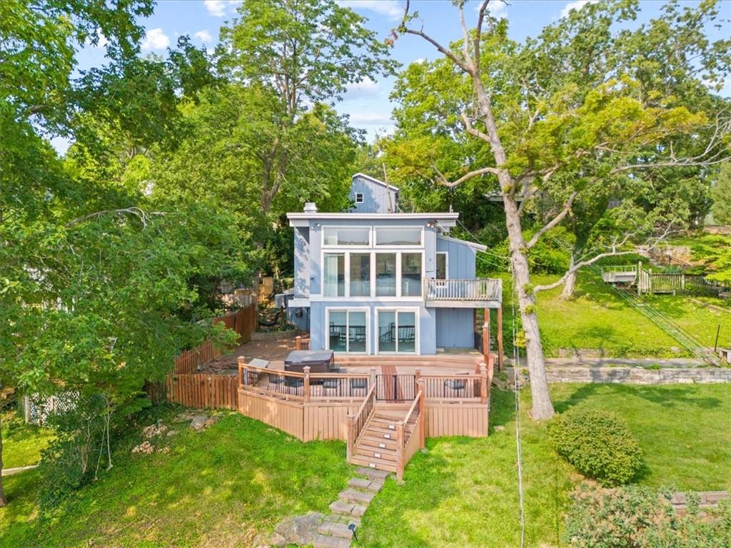 L Lake Shore Dr, Lees Summit, MO 64086