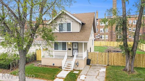 208 Hill St, Highland Park, MI, 48203-2551 | Card Image