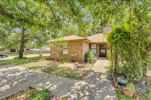 728 Woodland Ct, Kennedale, TX, 76060-5448 | Card Image
