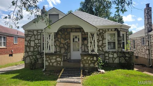 6932 Claremore Drive, St Louis, MO, 63121 | Card Image