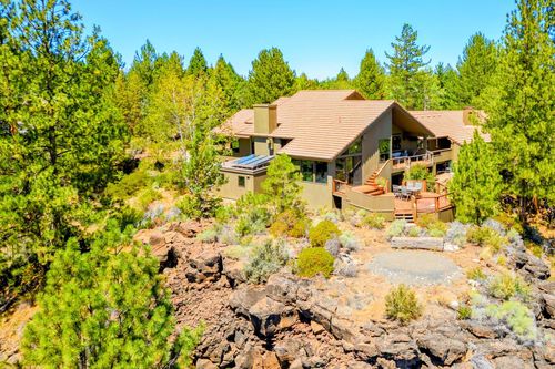 19713 Sunshine Way, Bend, OR, 97702-1984 | Card Image
