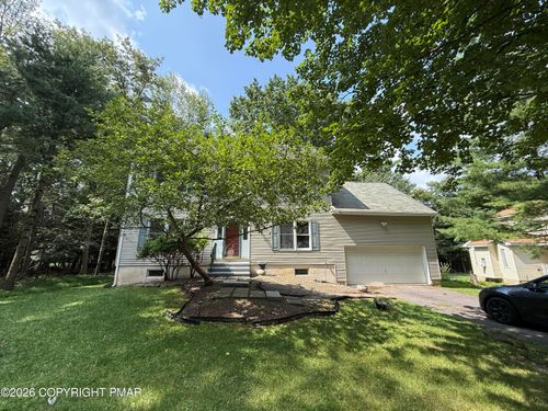 1127 Thunder Dr, Pocono Summit, PA, 18346-7645 | Card Image