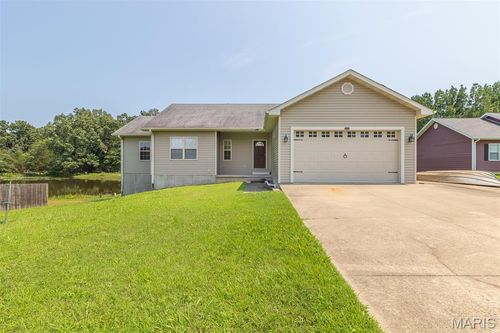2184 J Bird Ln, Poplar Bluff, MO, 63901-8326 | Card Image