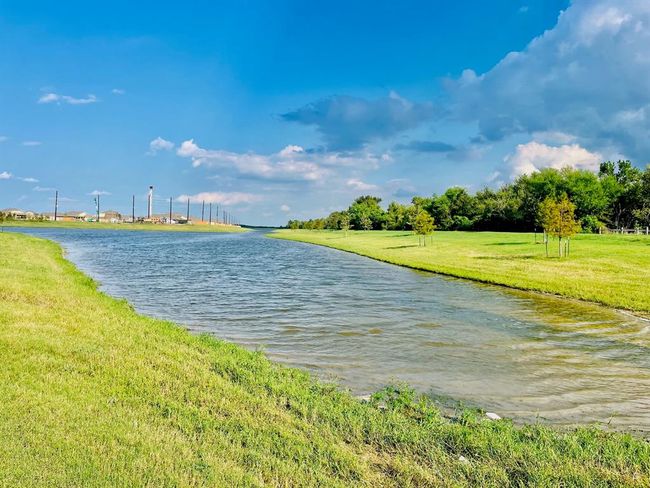 1123 Rustic Willow Dr, House other with 3 bedrooms, 2 bathrooms and 2 parking in Beasley TX | Image 20