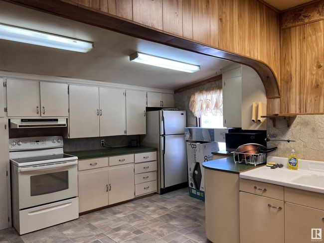5208 51 St, House other with 2 bedrooms, 1 bathrooms and null parking in Strome AB | Image 4