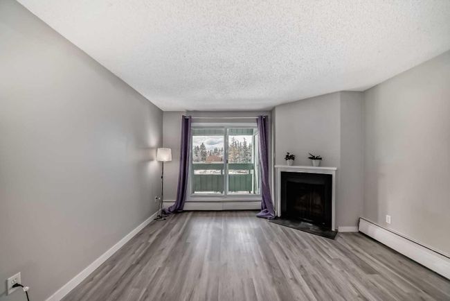 5310 - 315 Southampton Drive Sw, Home with 2 bedrooms, 1 bathrooms and 1 parking in Calgary AB | Image 7