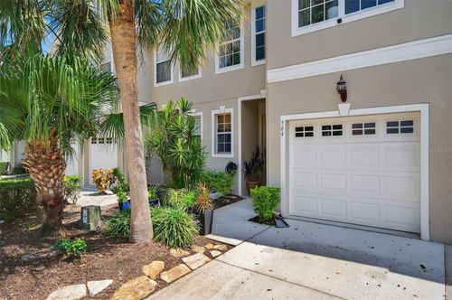 564 Black Lion Drive Ne, St Petersburg, FL, 33716 | Card Image