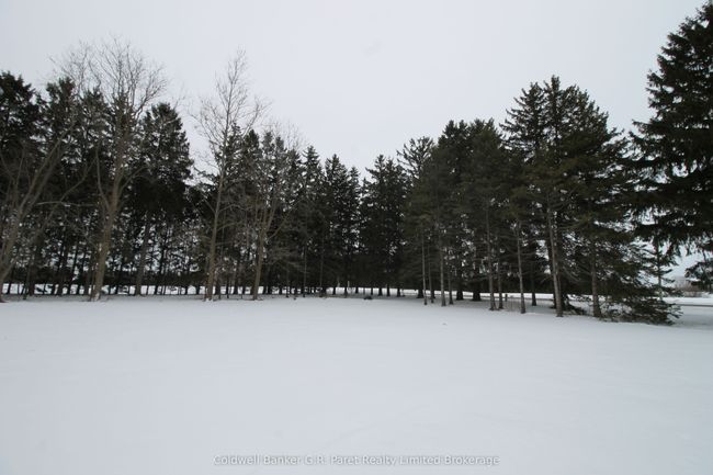 22445 Fairview Rd, House other with 3 bedrooms, 1 bathrooms and 6 parking in Thorndale ON | Image 40