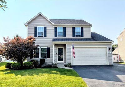 18 Pine Cove Drive, House other with 4 bedrooms, 2 bathrooms and null parking in West Seneca NY | Image 1