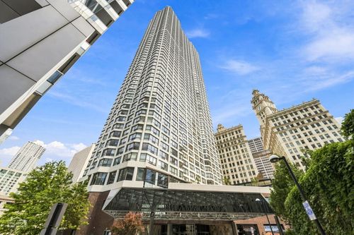 1015-405 N Wabash Ave, Chicago, IL, 60611-3518 | Card Image