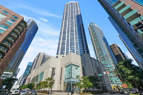 2309-512 N Mcclurg Ct, Chicago, IL, 60611-4157 | Card Image