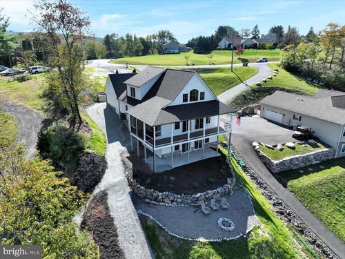1527 Pinto Cv, AUBURN, PA, 17922 | Card Image