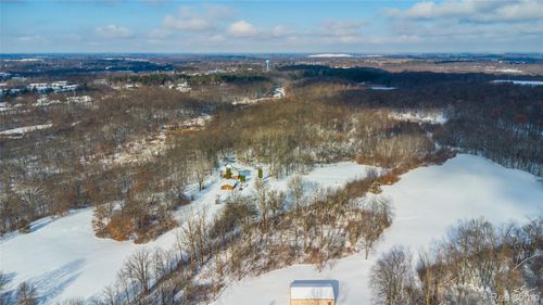 1191 Gage Rd, Holly, MI, 48442-8334 | Card Image