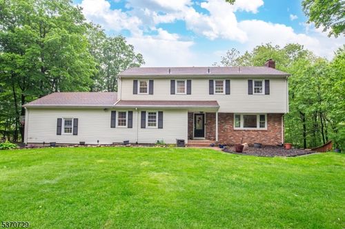 14 Chilhowie Dr, Kinnelon, NJ, 07405-3202 | Card Image