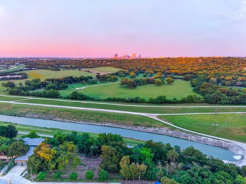 501 Nursery Ln, Fort Worth, TX, 76114-4338 | Card Image