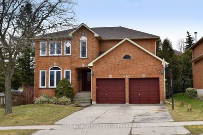 102 Huntingwood Ave, House other with 4 bedrooms, 4 bathrooms and 4 parking in Dundas ON | Image 1