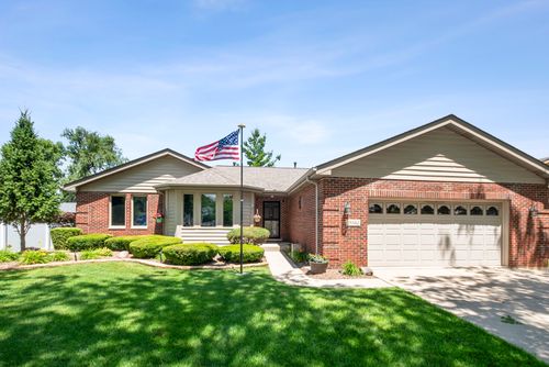 9342 Sutton Place, Tinley Park, IL, 60487 | Card Image